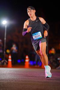 BIB: 42244
                            <button type="button" onclick="openModal(21519104)" class="btn btn-primary btn-sm float-right btn-popup" data-toggle="modal" data-target=".modal-high-quality">
                        <i class="fas fa-shopping-cart"></i> Add to Cart
                    </button>
                                            <button type="button" onclick="isThisMe(21519104, true)" class="btn btn-success btn-sm float-right btn-popup btn-isme hidden" data-toggle="tooltip" data-placement="bottom" title="นี่คือรูปของคุณใช่ไหม คลิกที่นี่เพื่อเอาเข้าอัลบั้ม">
                        <i class="fas fa-plus"></i> Add to album
                    </button>
                    <button type="button" onclick="isThisMe(21519104, false)" class="btn btn-warning btn-sm float-right btn-popup btn-isnotme hidden">
                        <i class="fas fa-ban"></i> Remove from album
                    </button>